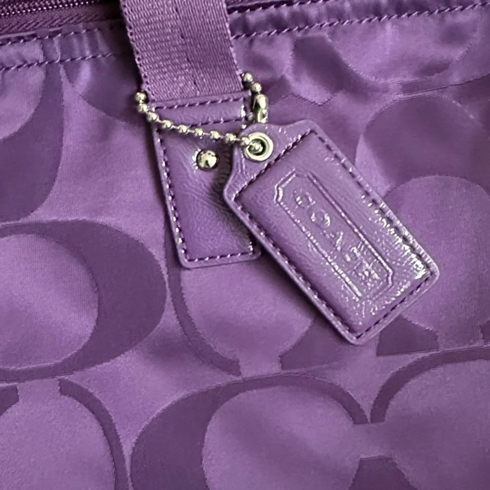 Coach Signature Travel Weekender Toe Bag Purple Signature Satin Tote - Picture 12 of 12